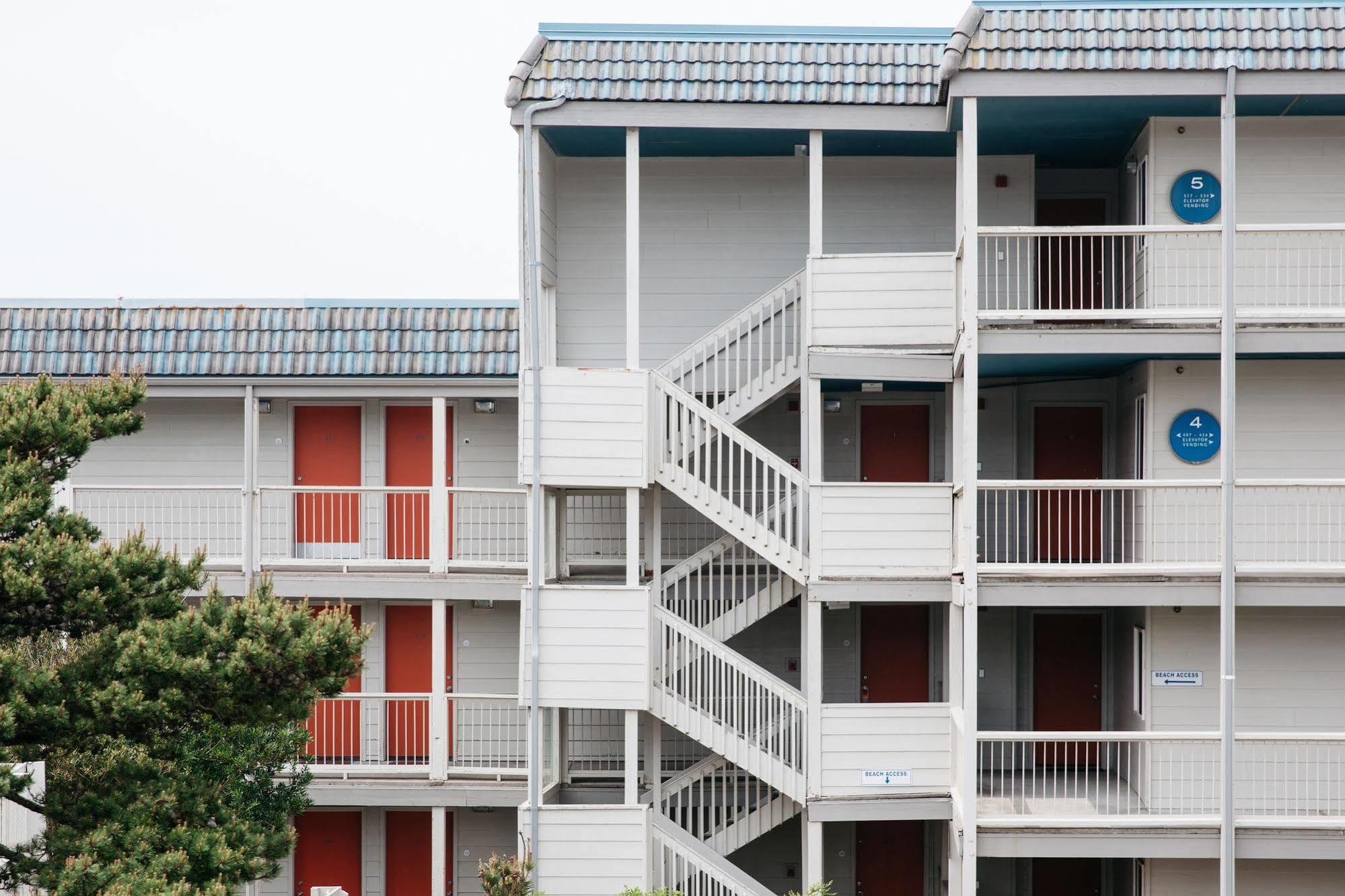 Surftides Hotel Lincoln City Extérieur photo